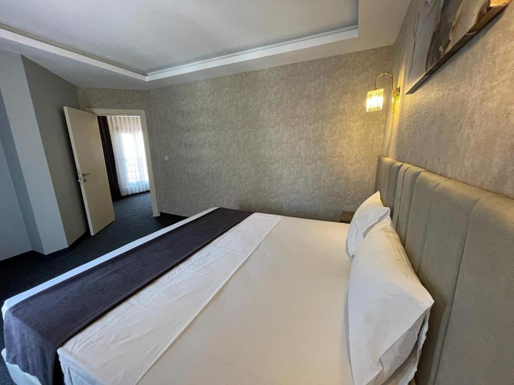 Sevcan Hotel Стамбул Экстерьер фото